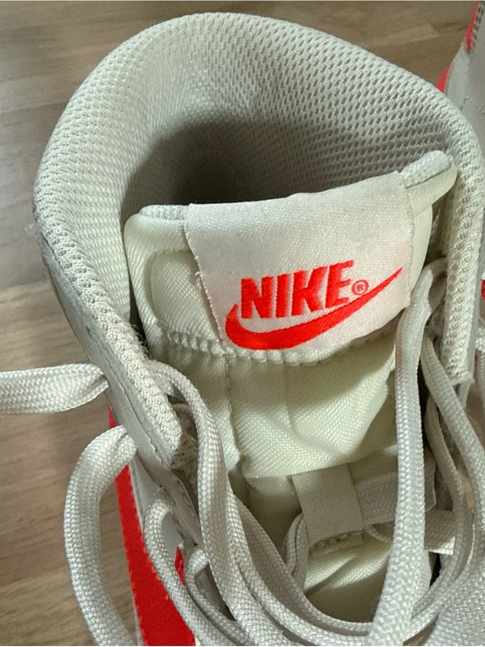 Nike Youth Blazer Mid White High Top Leather Shoe Size 4.5 Y DA4086-011
